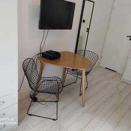 Nw Studio Black & White Z Ogrodem I Parkingiem Apartmán *
